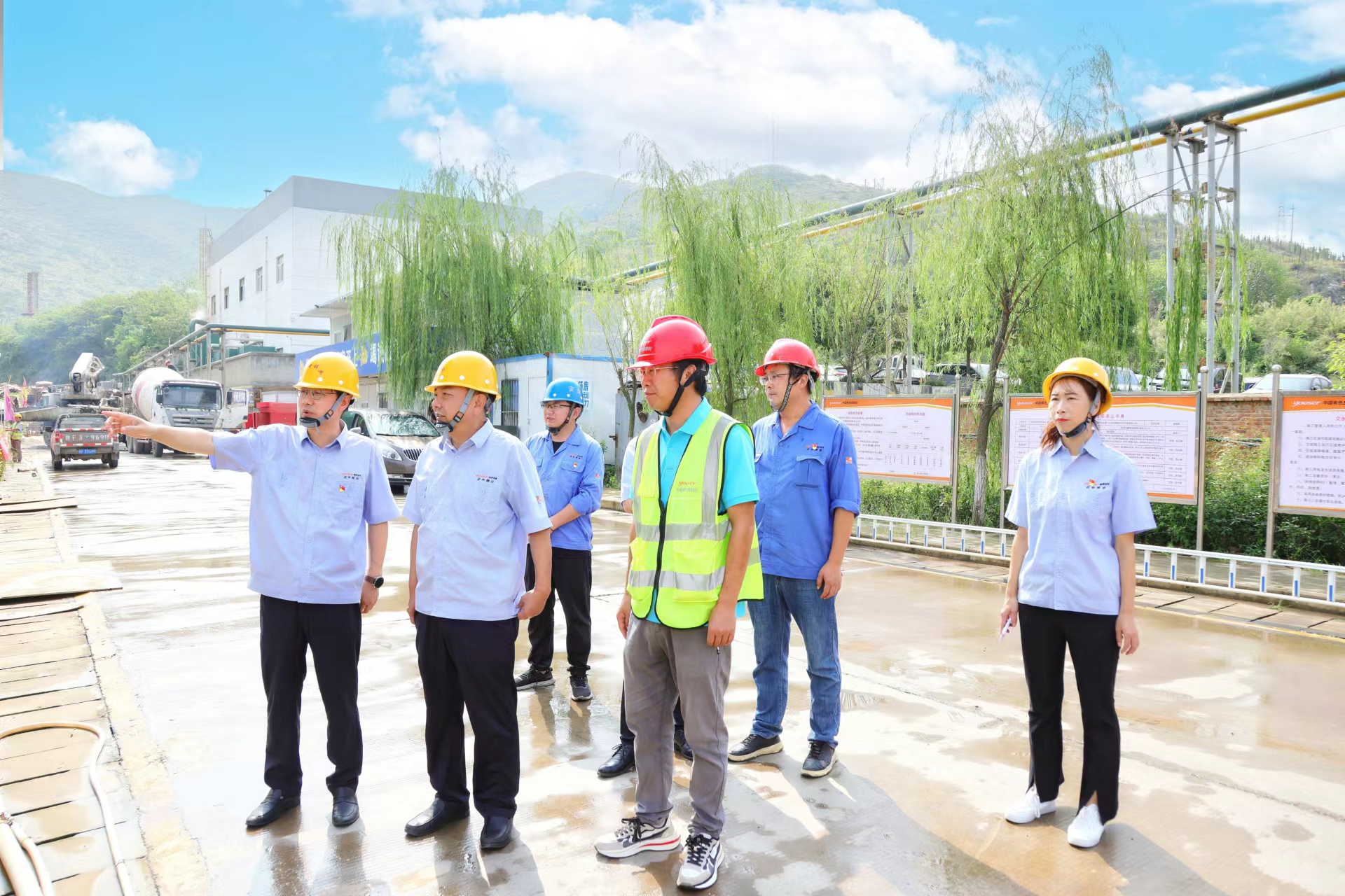 1694766704697051.jpg 400.jpg